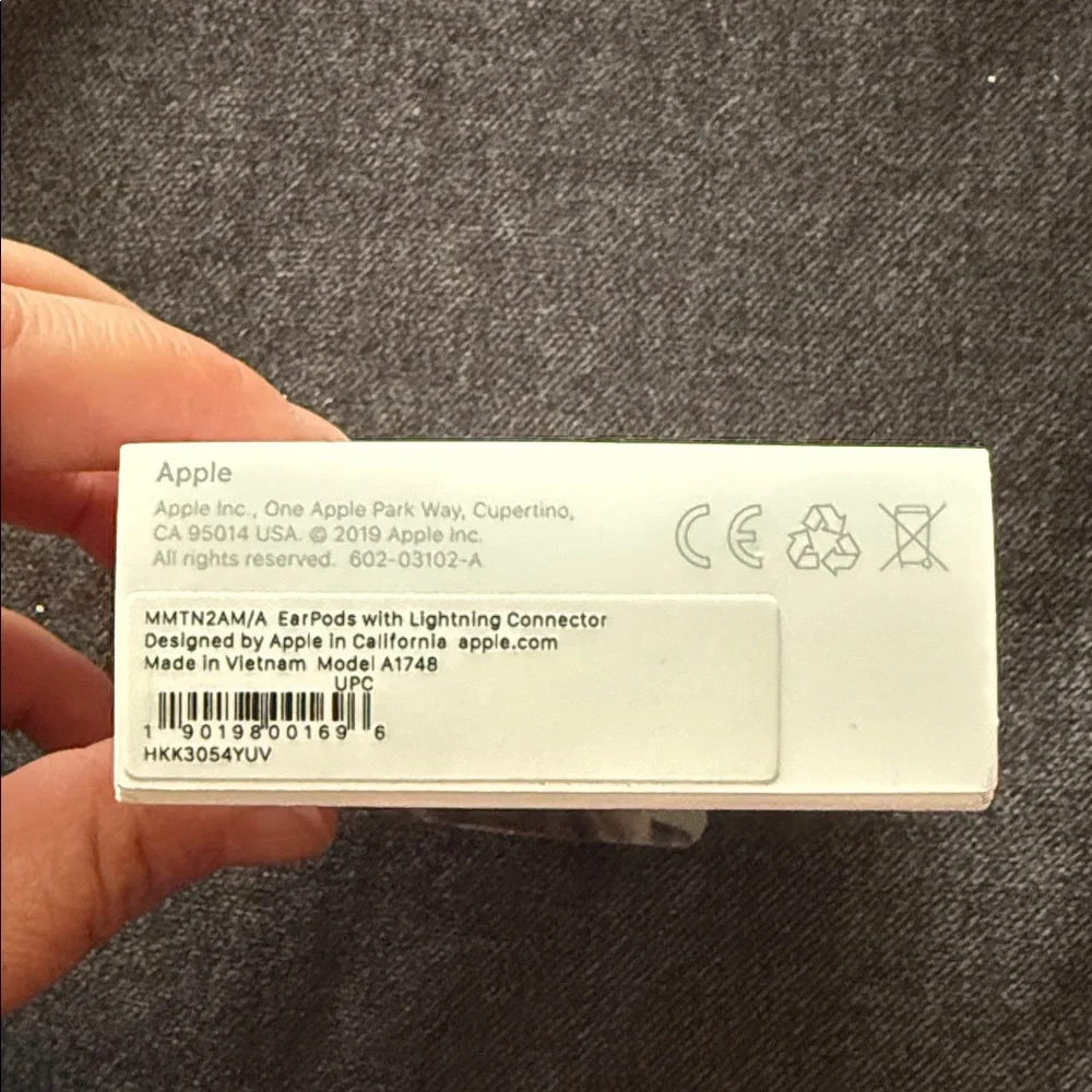 EarPods with Lightning connector
